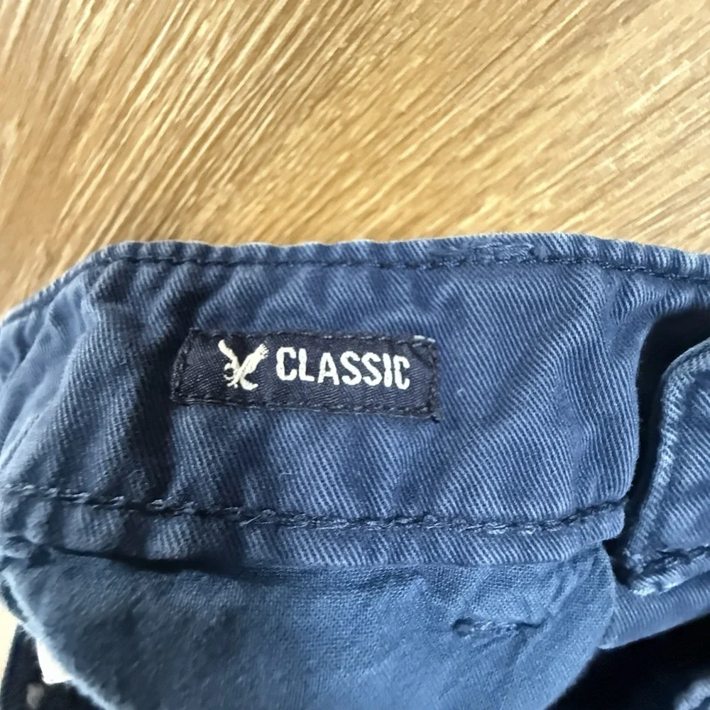 American Eagle Men's Classic Chino Shorts Blue Flat Front Casual Summer Size 32